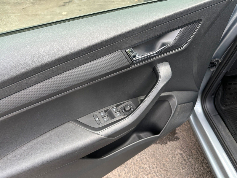 Skoda Karoq 1.0l ACTIVE*PDC*BLUETOOTH — photo 9