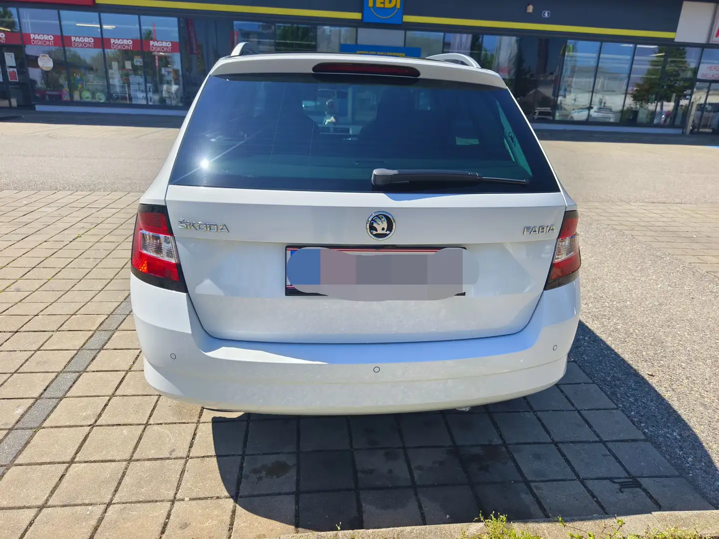 Skoda Fabia Combi Style 1,0 TSI Weiß - 2