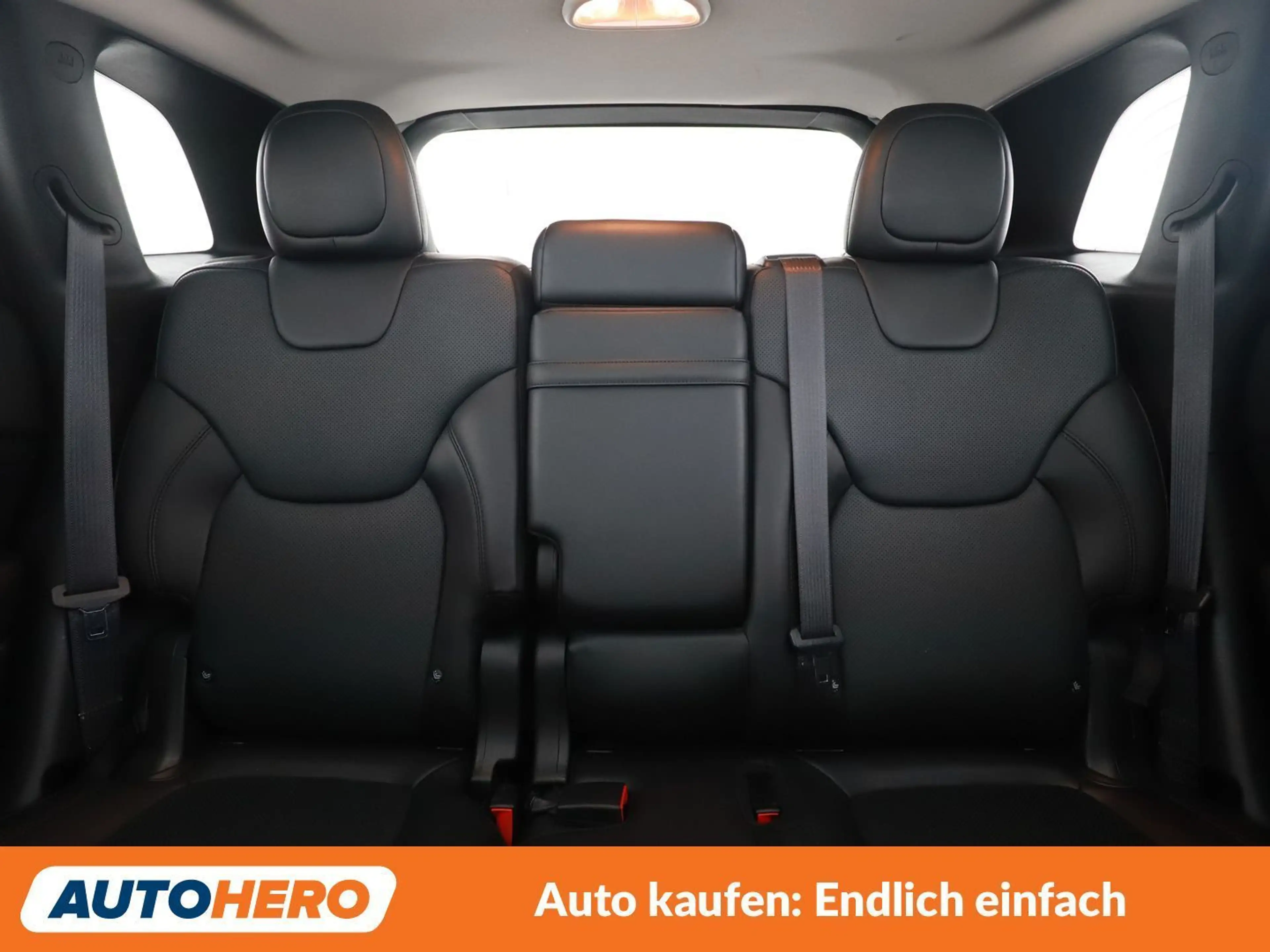 Jeep Cherokee 2.2 M-Jet Overland 4WD — photo 15