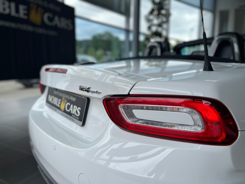 Abarth 124 Spider Turismo LED DAB LEDER NAV SHZ ALU — photo 9