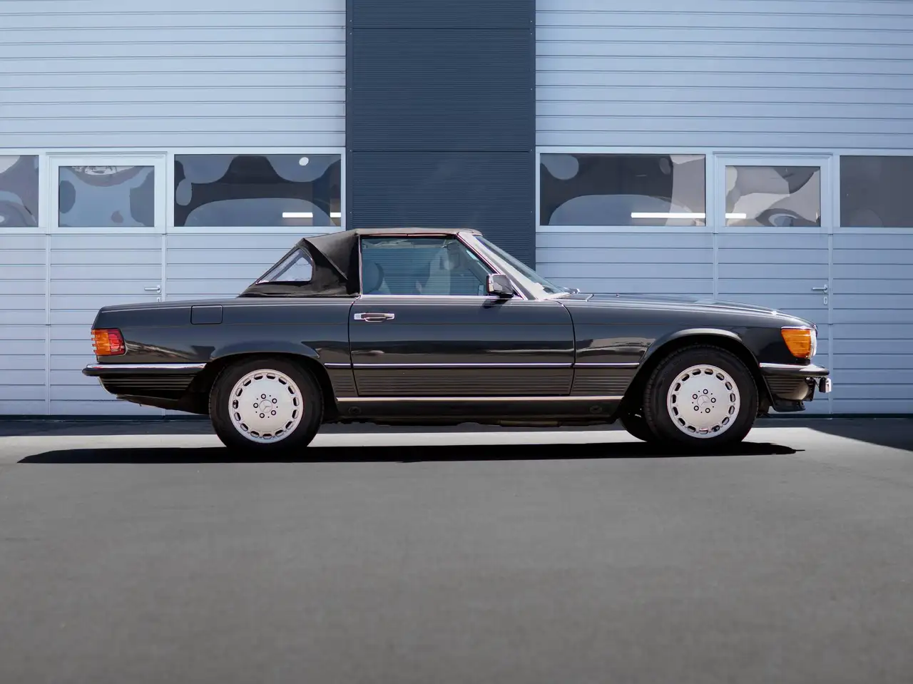 Mercedes-Benz SL 560 R107, foto 4