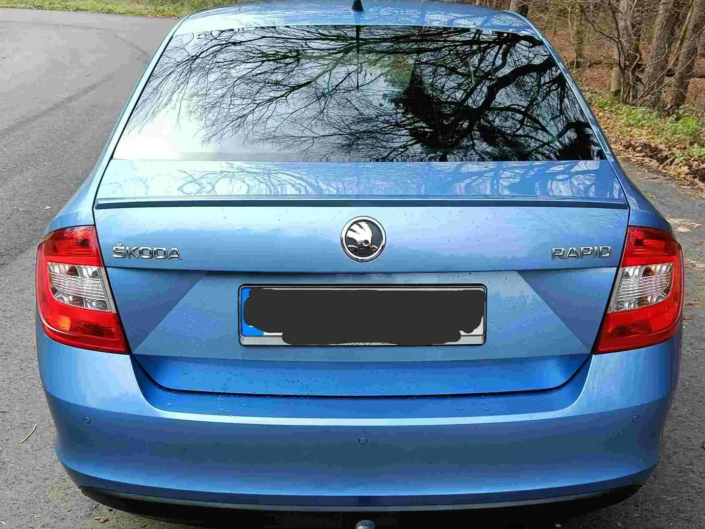 Skoda Rapid/Spaceback Rapid 1.4 TSI DSG Elegance Blau - 2