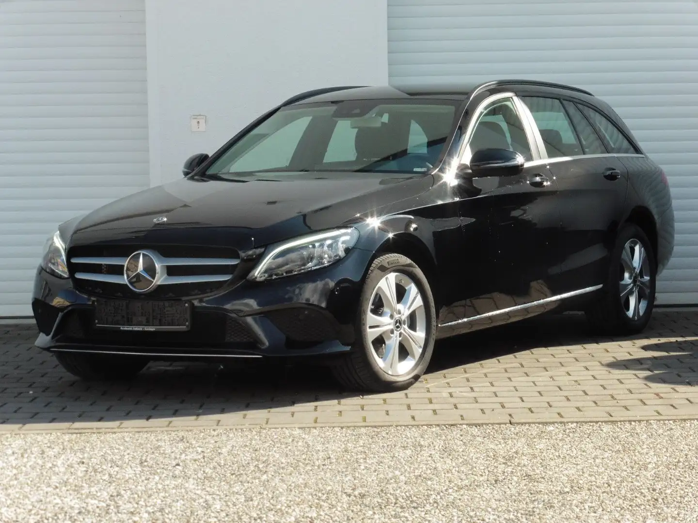 Mercedes-Benz C 220 d 4MATIC 9G MBeam Comand Distronic Kamera Noir - 1