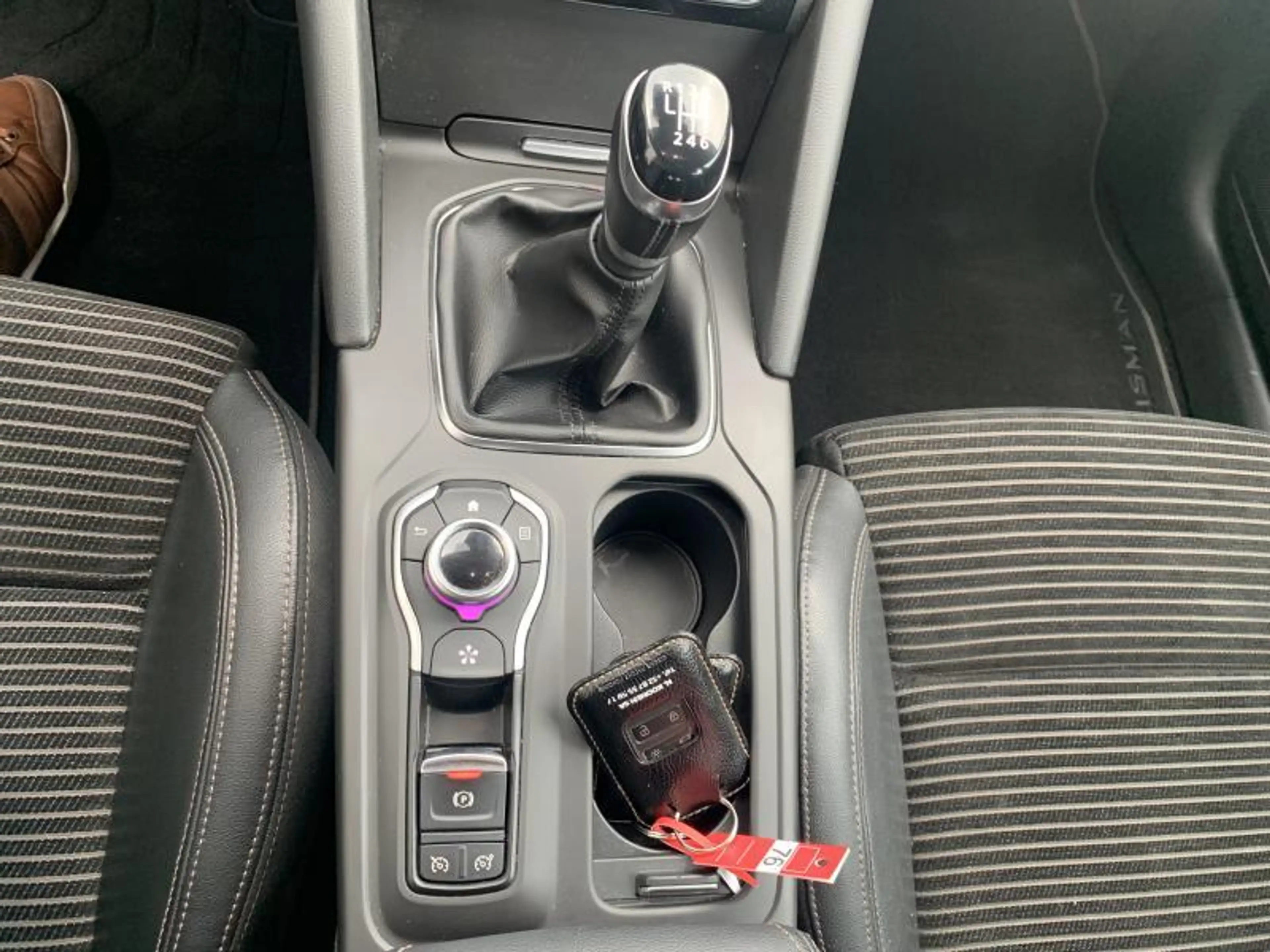 Renault Talisman Grandtour Corporate Edition — photo 10