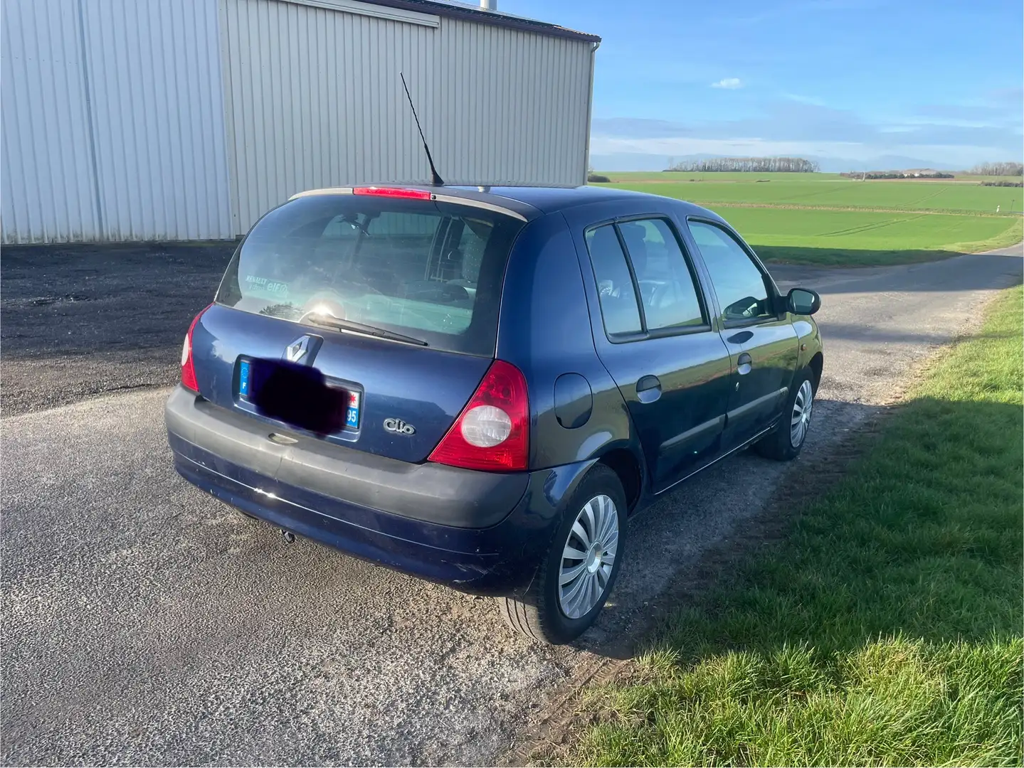 Renault Clio Clio 1.2i Authentique - 2