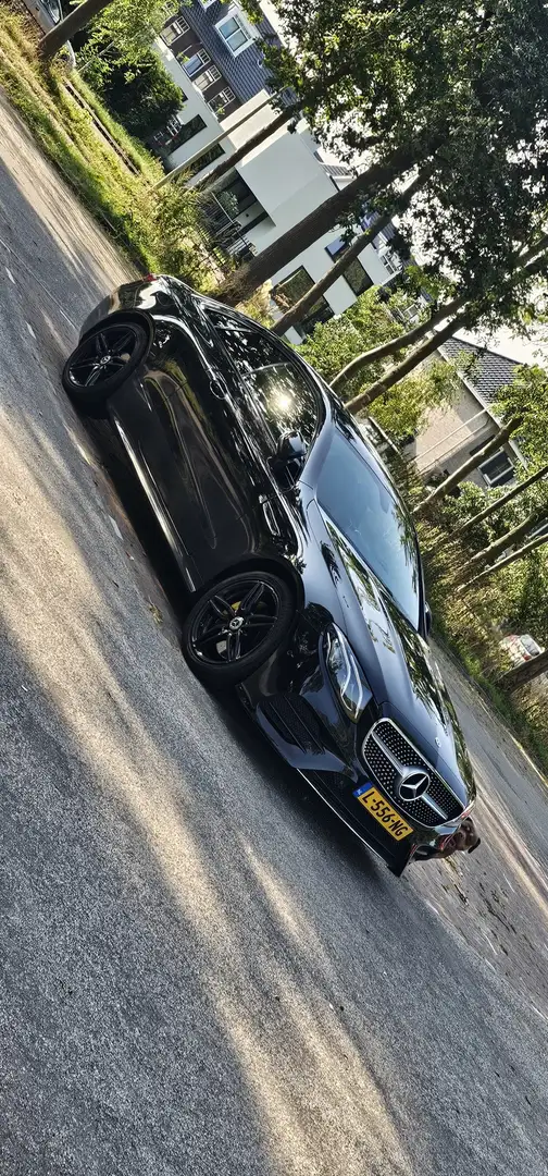 Mercedes-Benz E 200 Edition 1 Zwart - 1