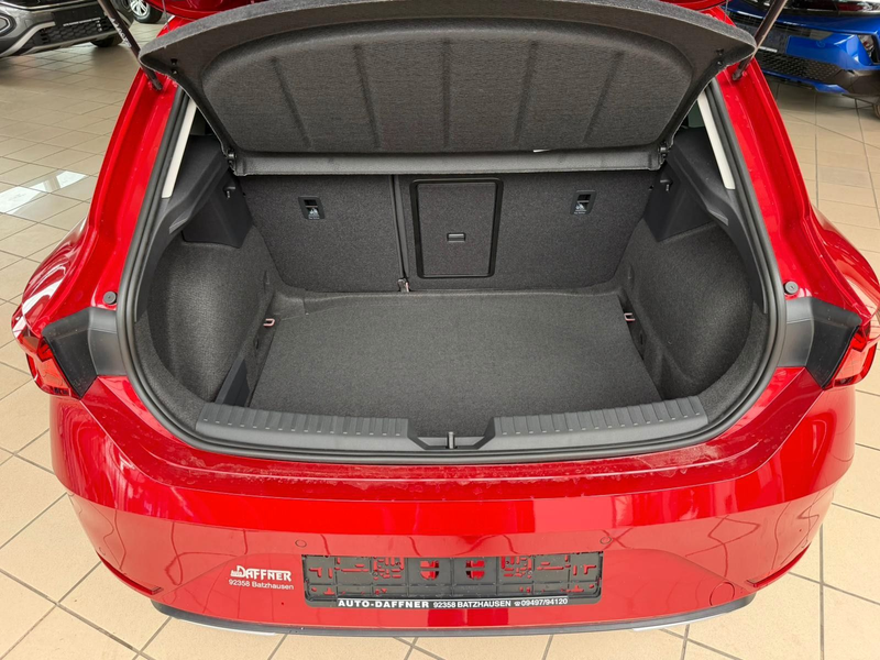 SEAT Leon 2.0 TDI 110kW FR DSG — photo 13