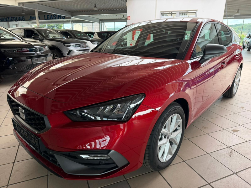 SEAT Leon 2.0 TDI 110kW FR DSG — photo 6