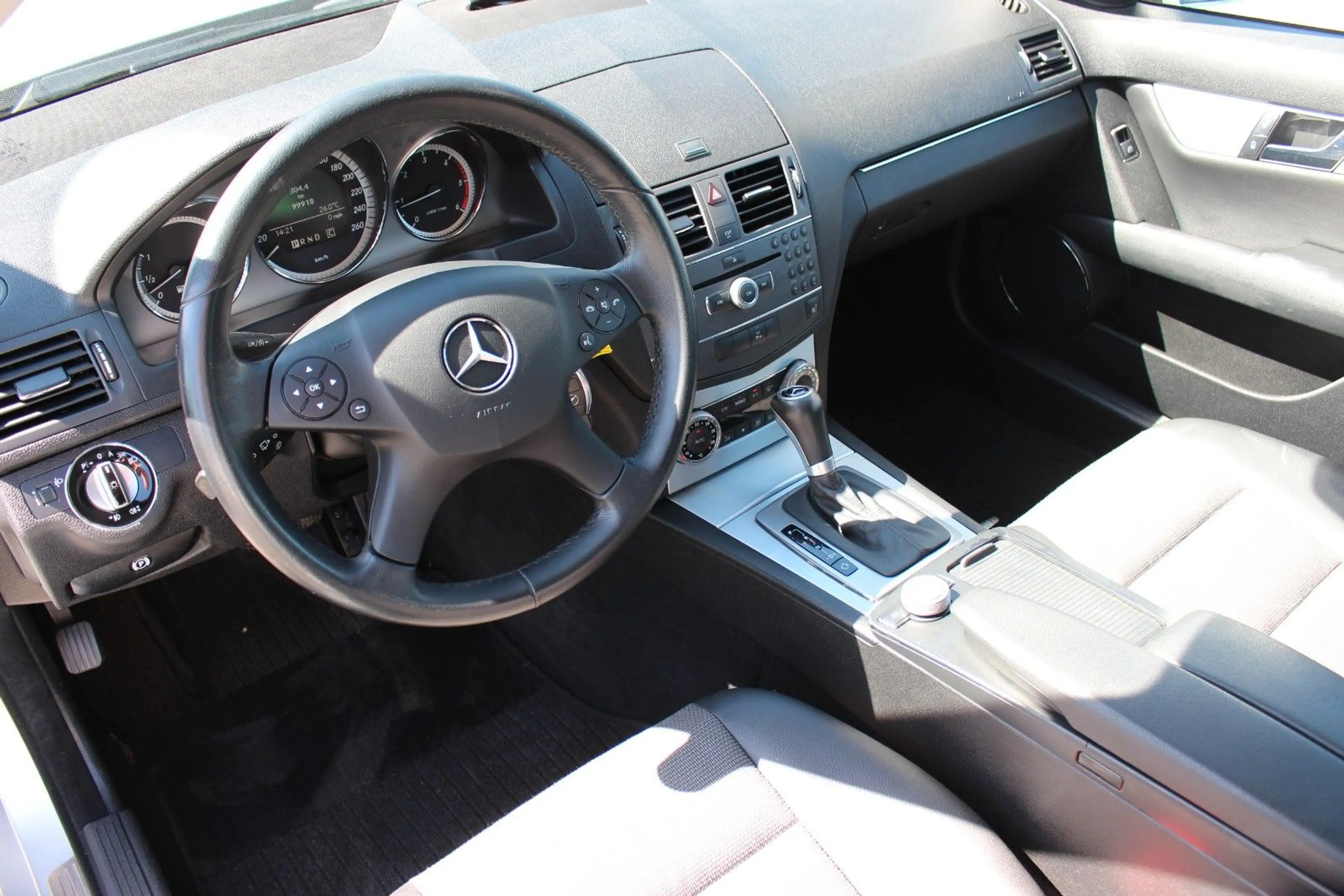 Mercedes-Benz C 250 CDI AVANTGARDE/VOLLSHEFT/KLIMA/PDC/NAVI/ — photo 7