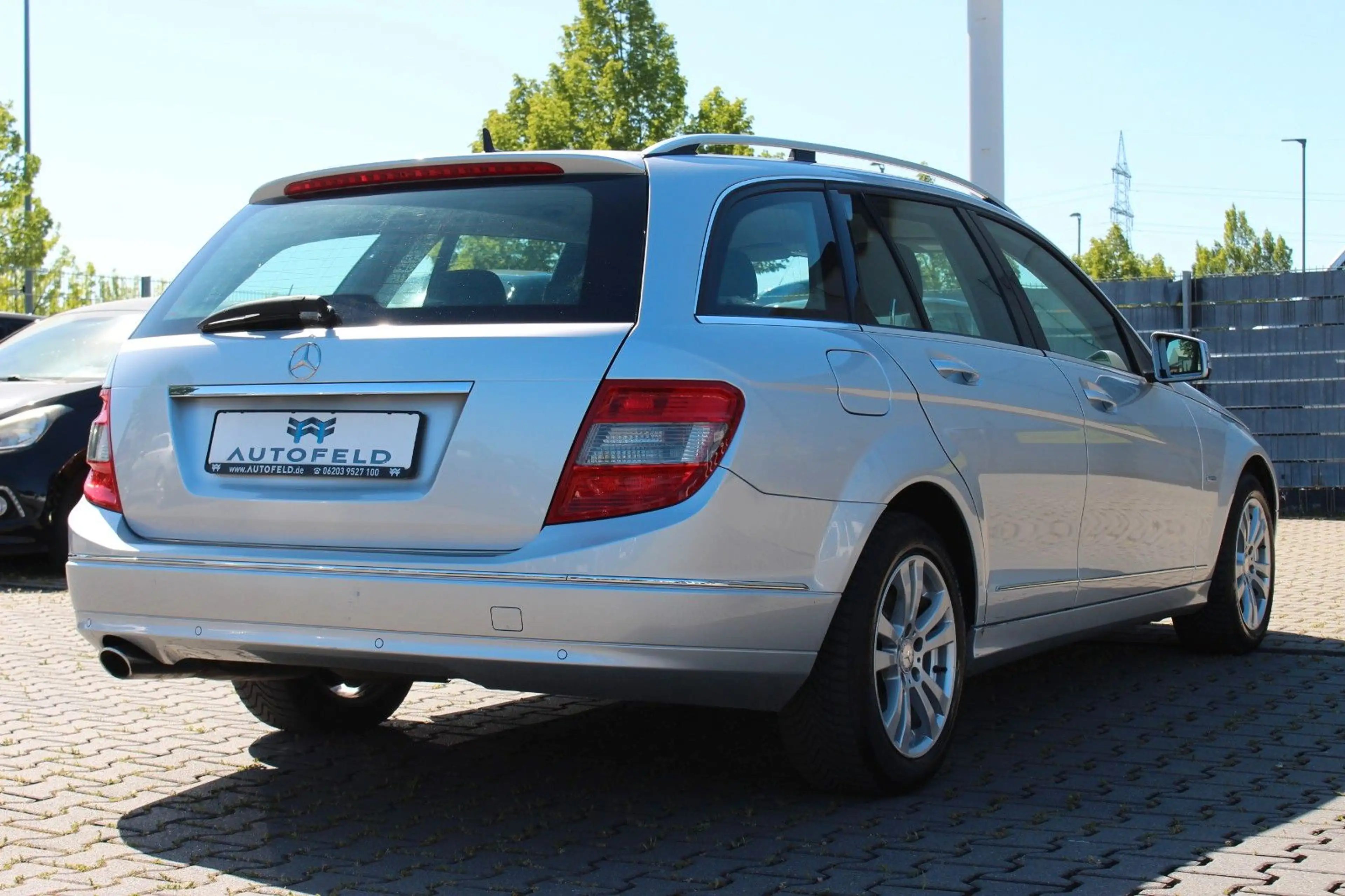 Mercedes-Benz C 250 CDI AVANTGARDE/VOLLSHEFT/KLIMA/PDC/NAVI/ — photo 4
