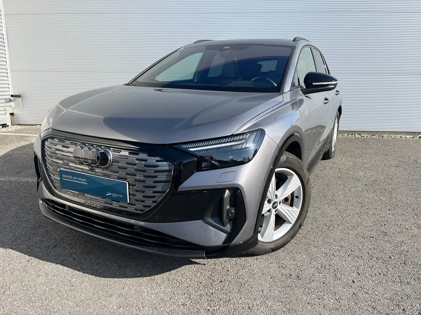 Audi Q4 e-tron Audi Q4 50 e-tron quattro Grau - 1