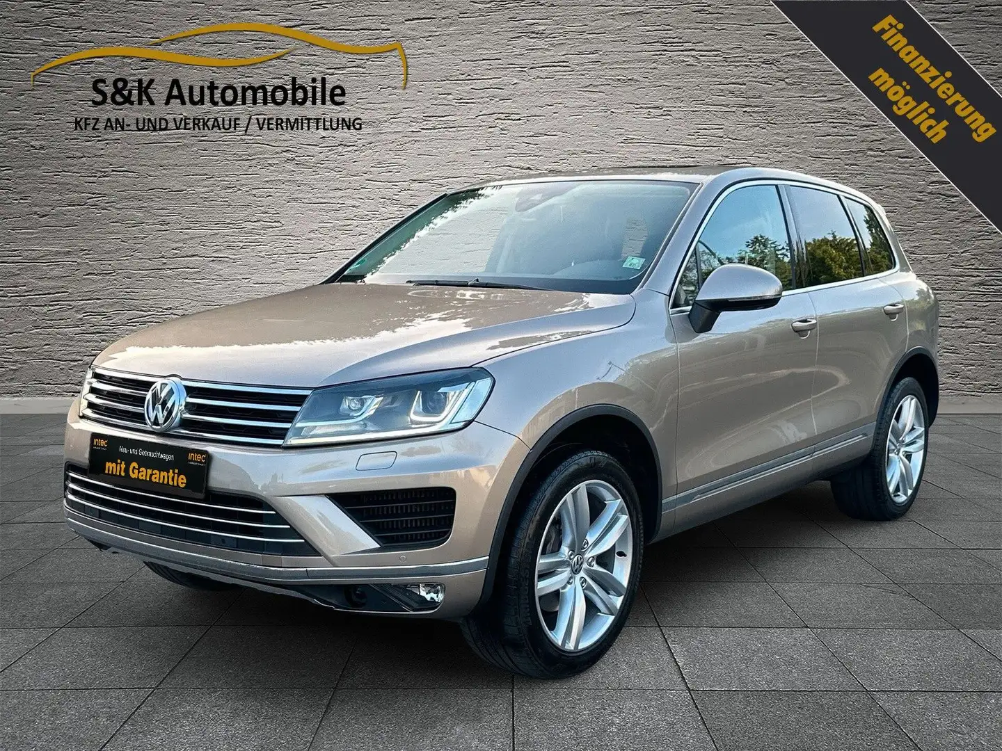 Volkswagen Touareg V6 TDI BMT/Terrain Tech/R LINE/PANO Oro - 1