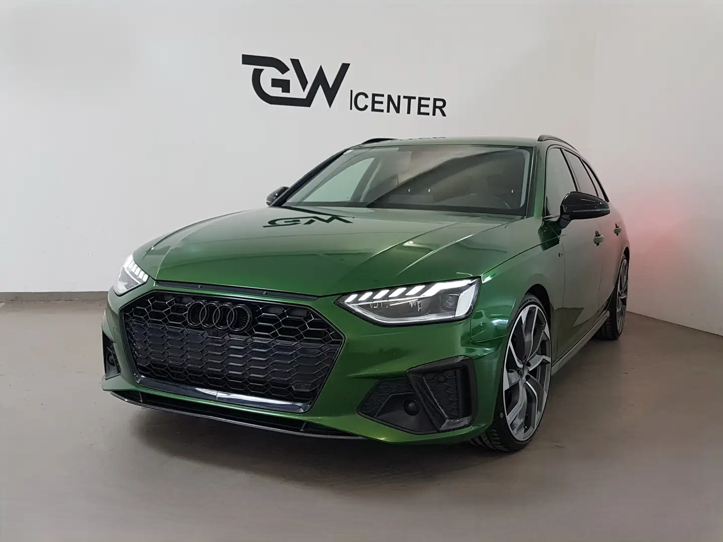 Audi A4 40 TDI S line 20" ACC Virtual Cockpit LED Grün - 1