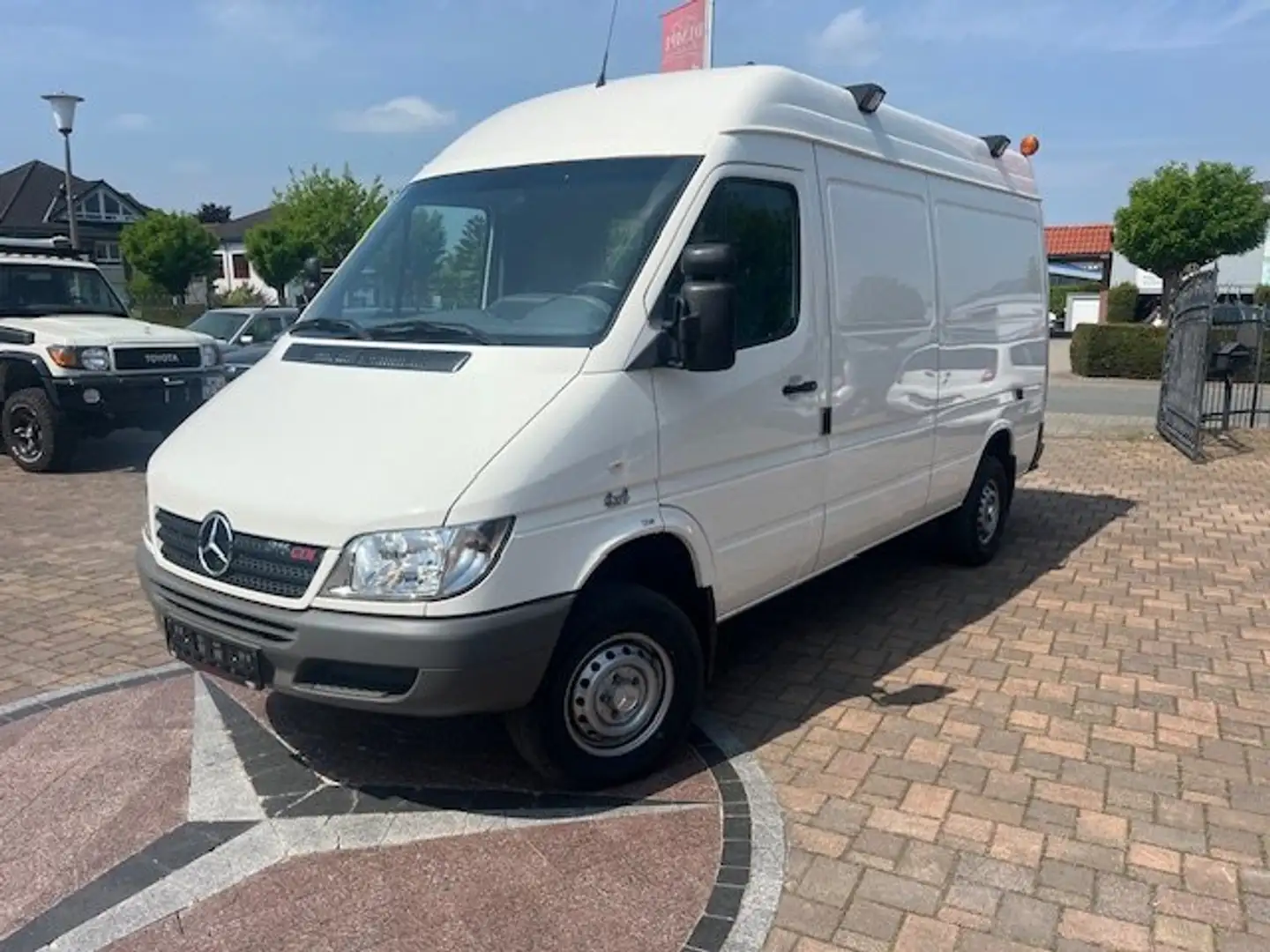 Mercedes-Benz Sprinter 316 CDI 4x4 W903 Allrad Top Zustand Weiß - 1