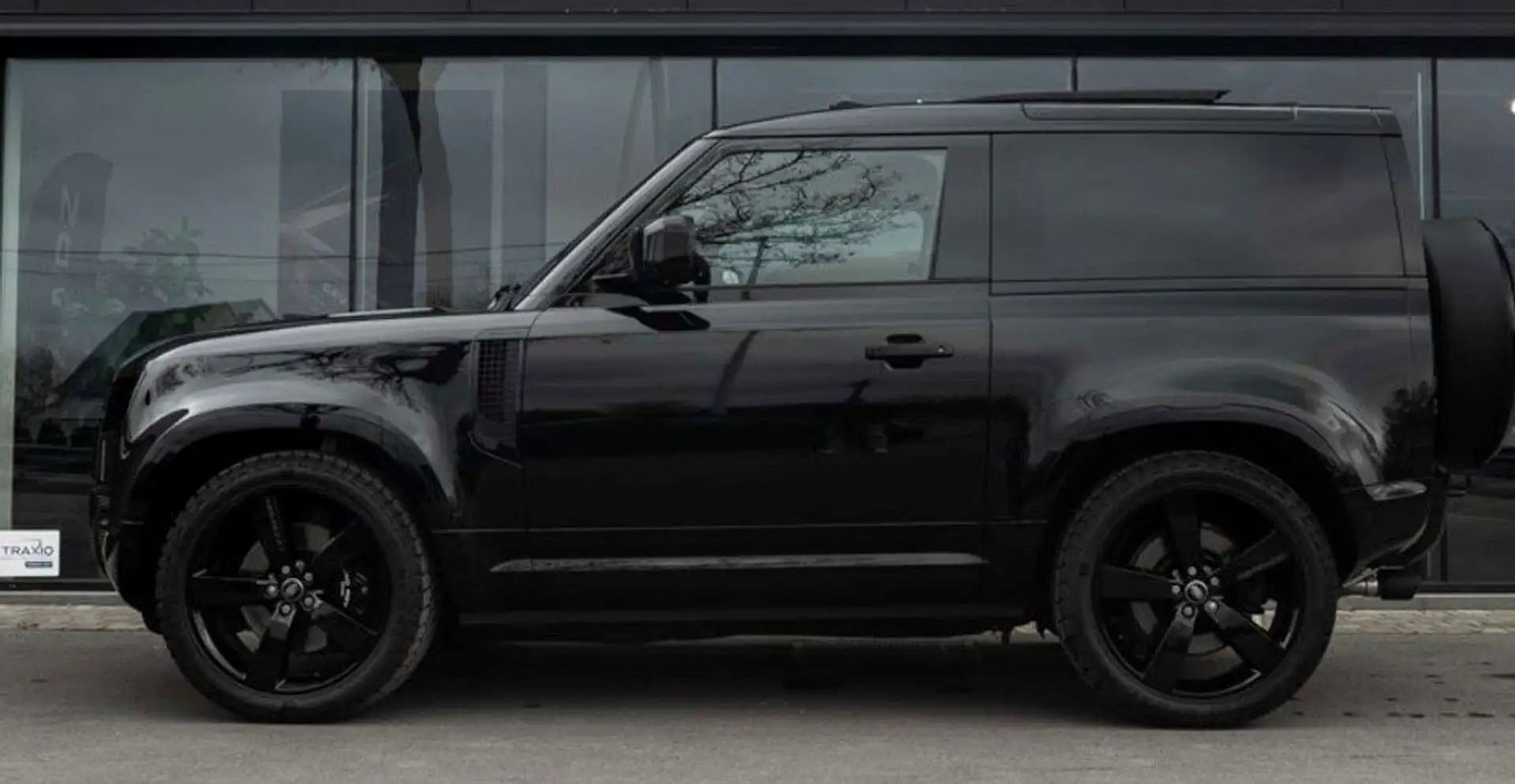 Land Rover Defender V8 90 ALL BLACK MILTEK !! Noir - 1