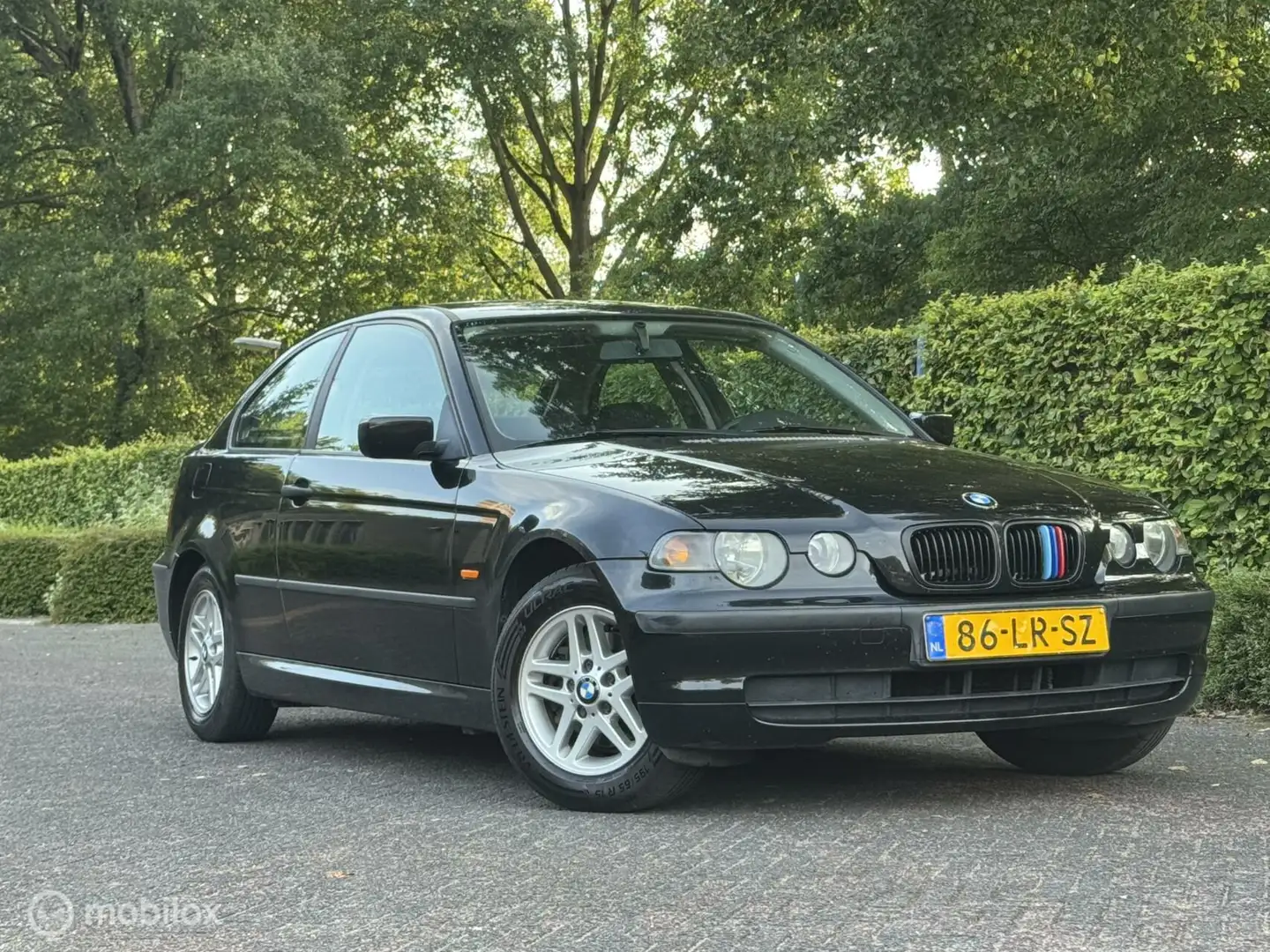 BMW 316 3-serie Compact 316ti Executive NAP/APK/AC/LMV/TRE Zwart - 2