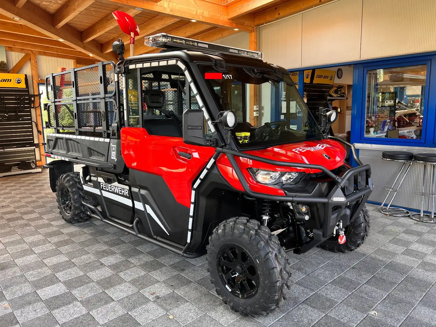 Can-Am Traxter 1000 Pro HD10 XU Einsatzfahrzeug Rouge - 1