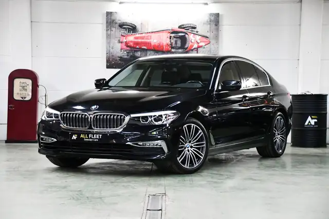 BMW 520 XDrive Luxury - TOP Condition - BMW History - 1er propriétaire