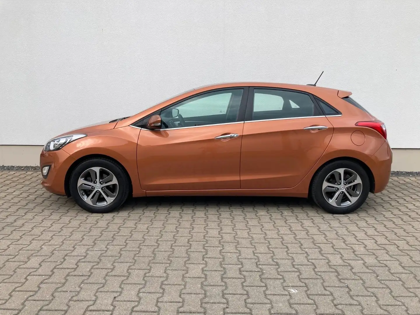 Hyundai i30 YES! Sitz/Lenkradheizung Navi Parkpilot AHZV Orange - 2