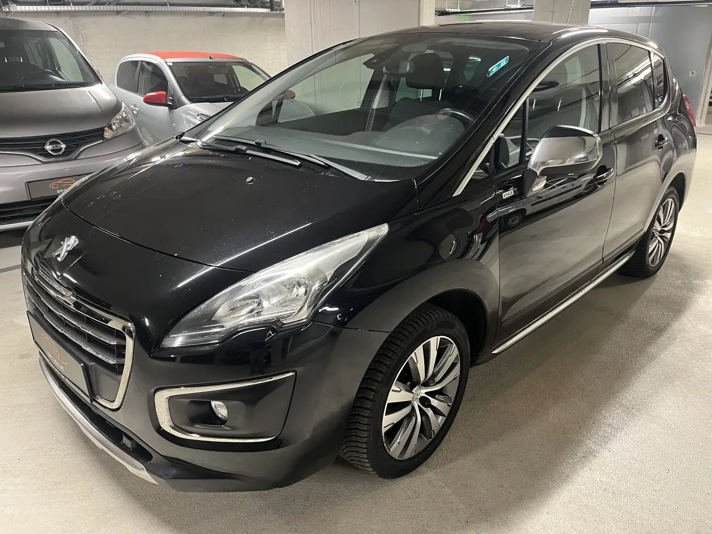 Peugeot 3008 Style Schwarz - 2