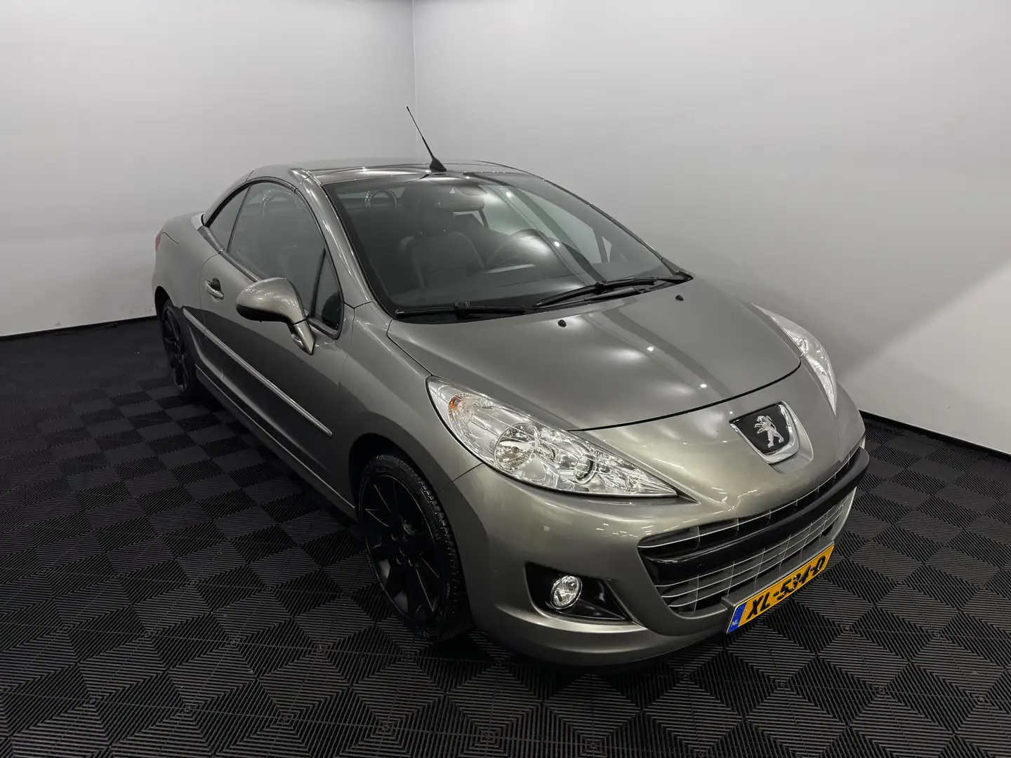Peugeot 207 CC 1.6 VTi Griffe Leder, Clima, Parkeersensoren, C Gris - 2
