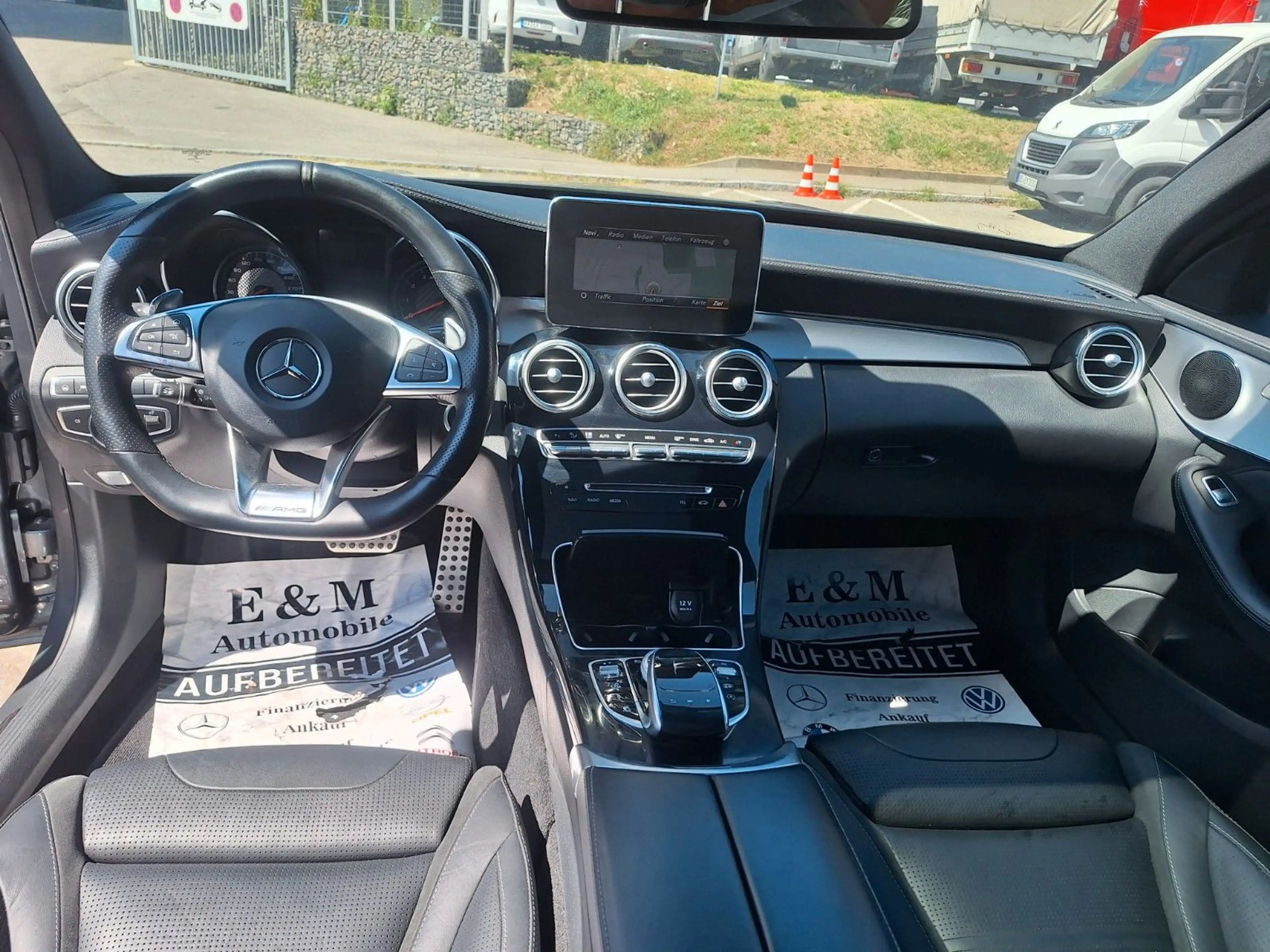Mercedes-Benz C 63 AMG C*NIGHT PAKET*PANO*LEDER*SCHECKHEFT MB*
