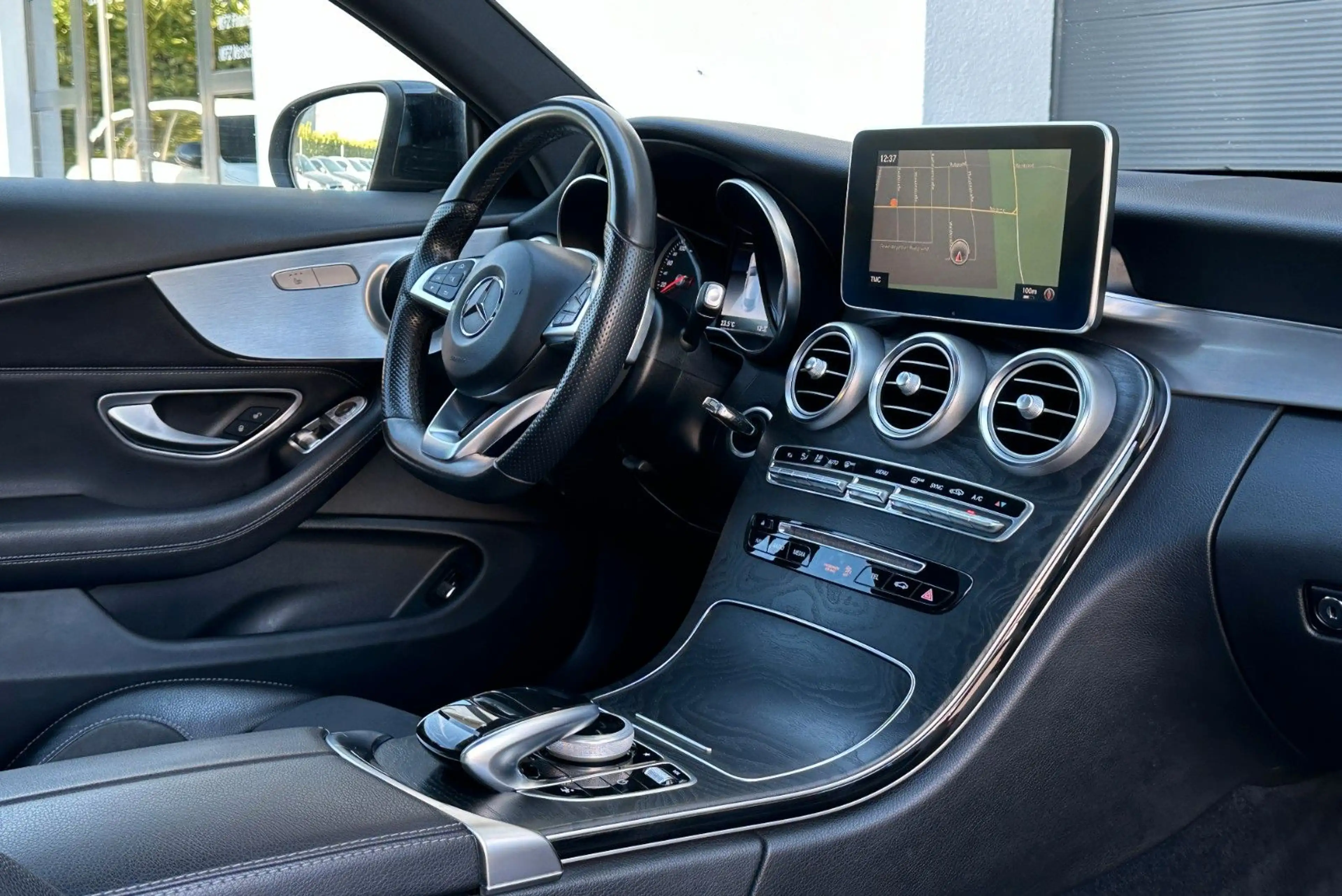 Mercedes-Benz C 400 Coupe 4Matic 9G*AMG*PANO*COMAND*KAMERA* — photo 14