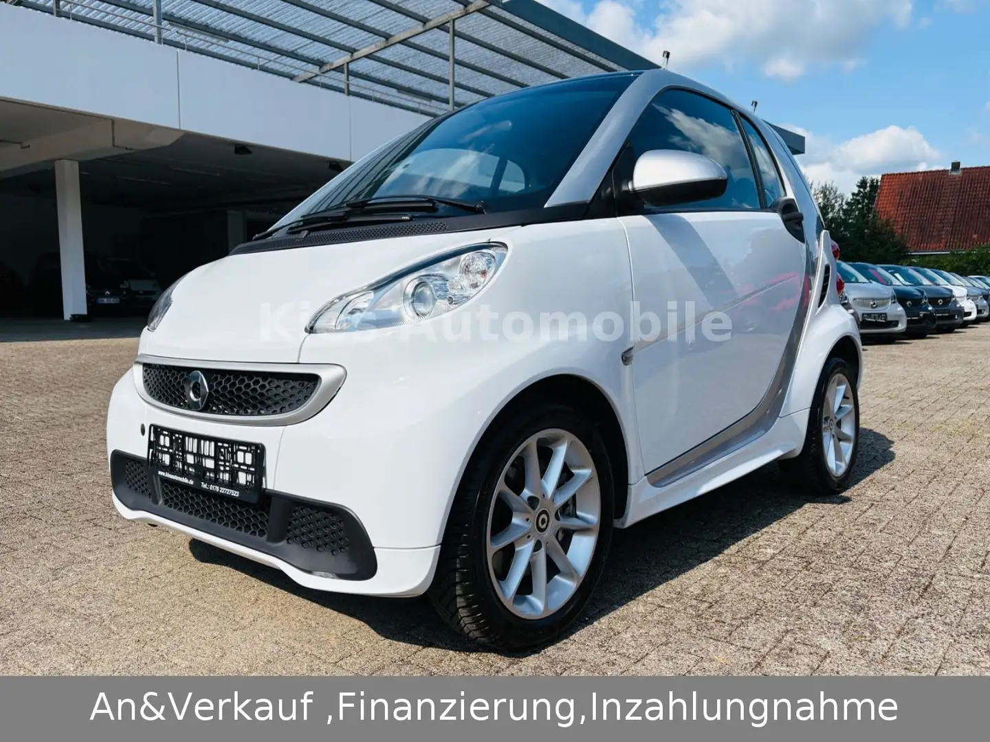 smart forTwo Passion AUTOM/SERVO/KLIMA/PANO/SITZH/ALU Weiß - 1