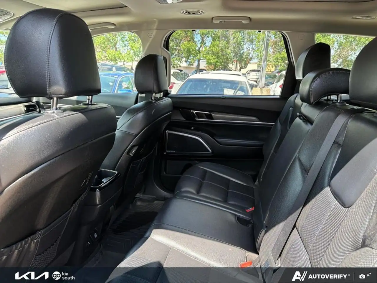 Kia Telluride снимка Kia Telluride