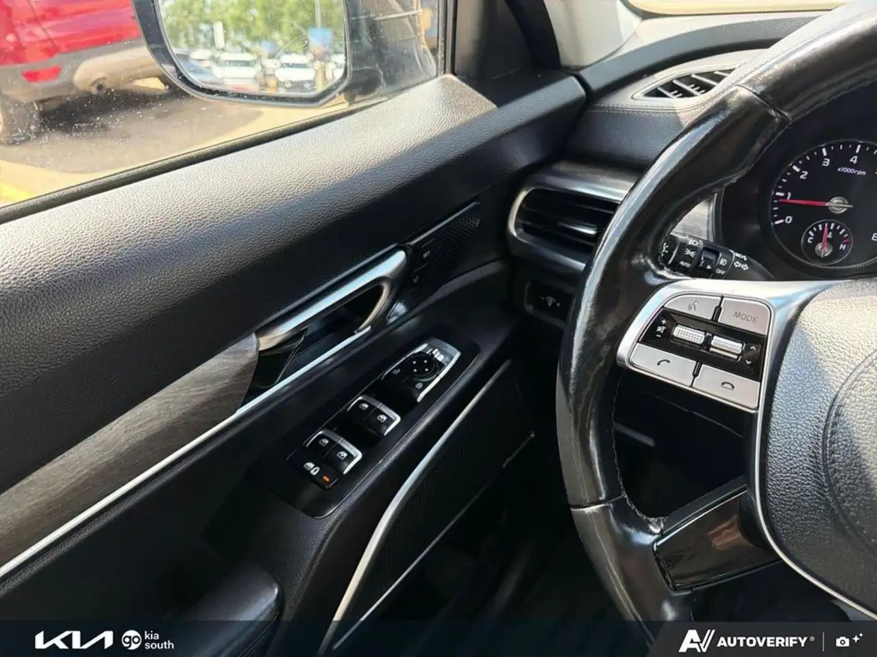 Kia Telluride снимка Kia Telluride