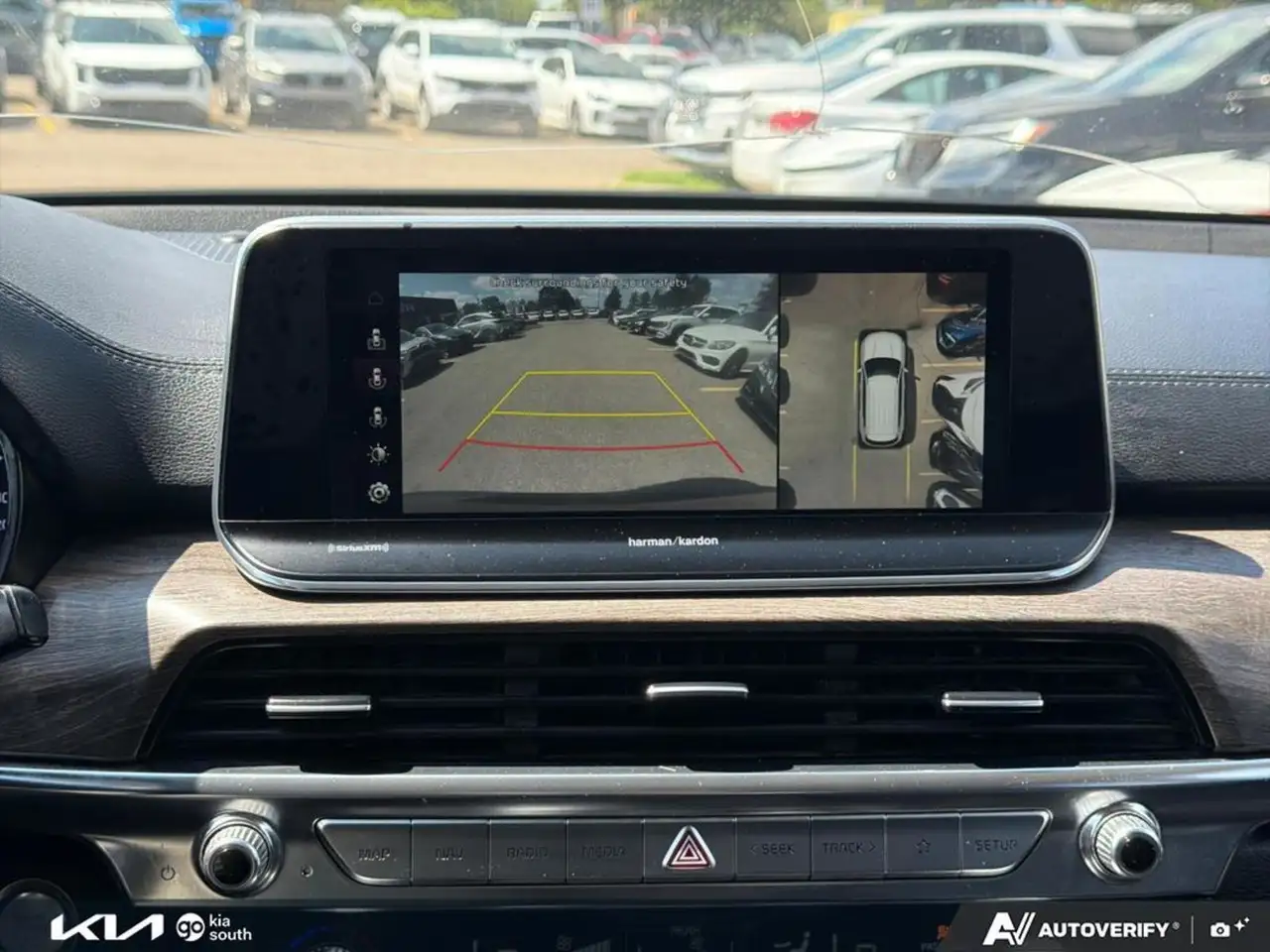 Kia Telluride снимка Kia Telluride