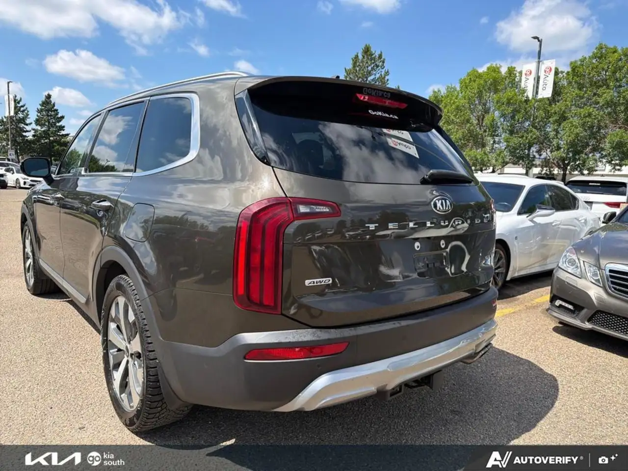 Kia Telluride снимка Kia Telluride