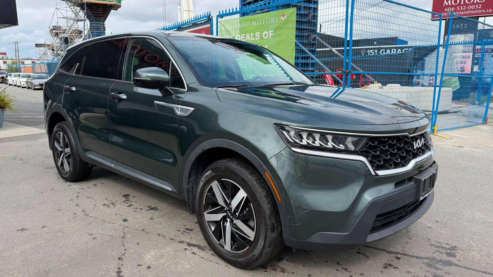 2022 Kia Sorento — view 3