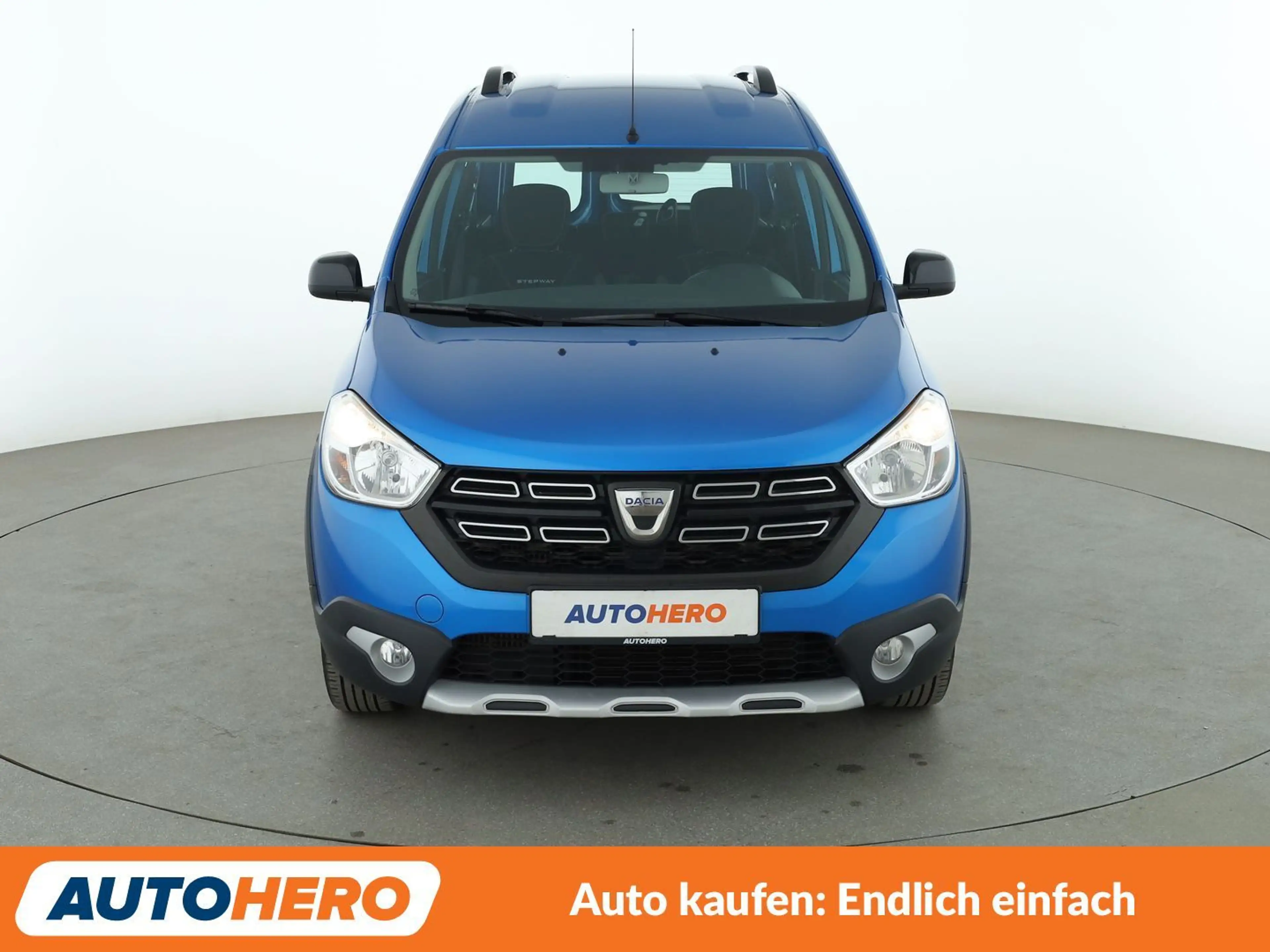 Dacia Dokker 1.2 TCe Stepway Celebration*NAVI*TEMPO*CAM*PDC* — photo 9