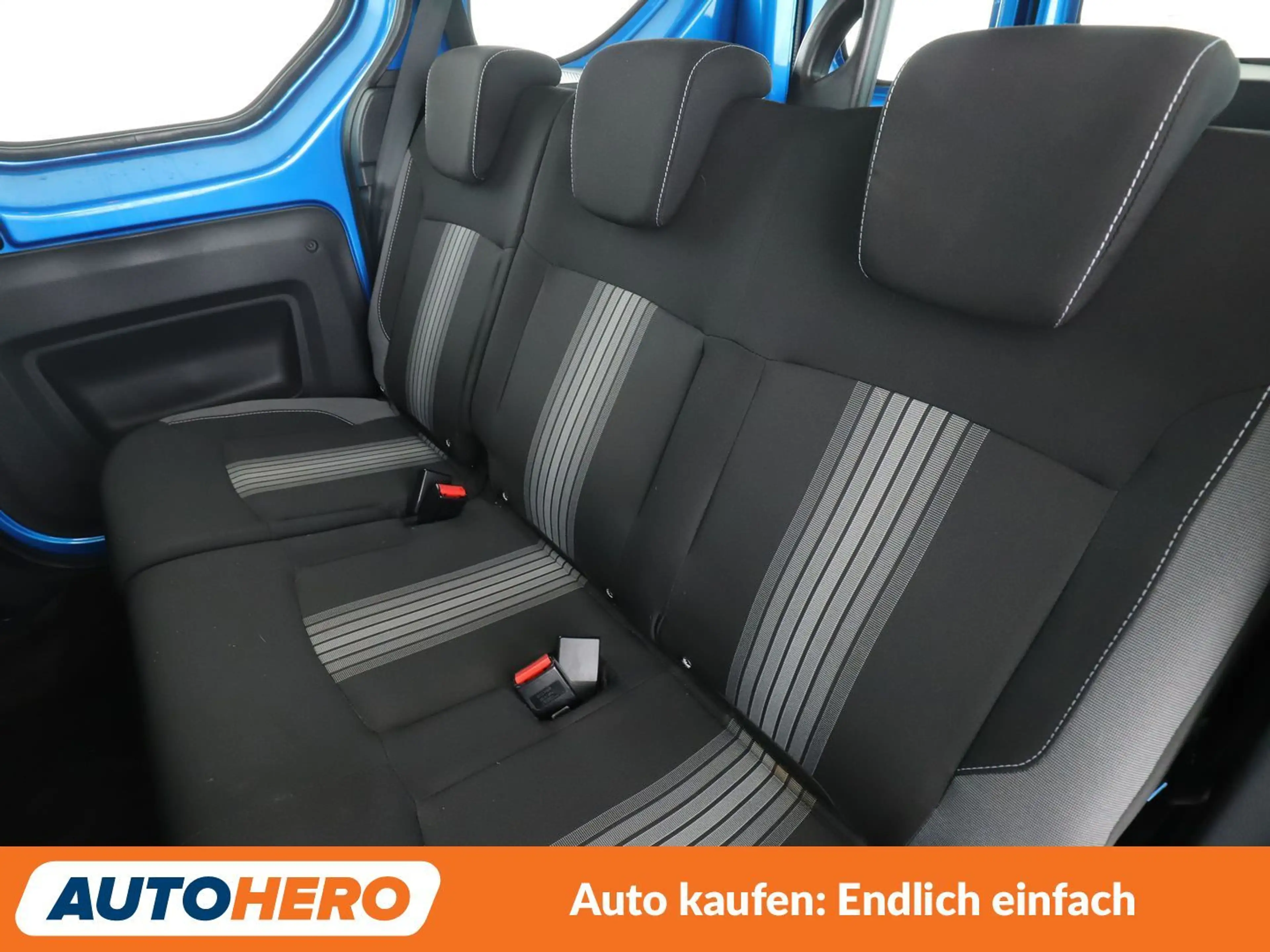 Dacia Dokker 1.2 TCe Stepway Celebration*NAVI*TEMPO*CAM*PDC* — photo 14