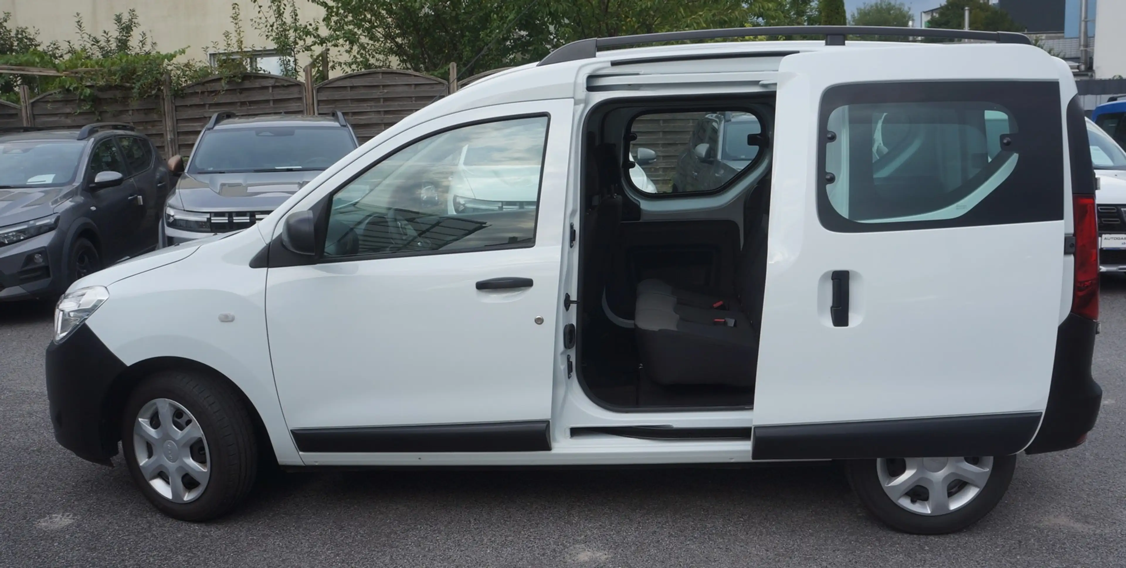 Dacia Dokker 1.6 Comf.+KLIMA neue Inspektion*aus 1. Hand erst 9 — photo 9