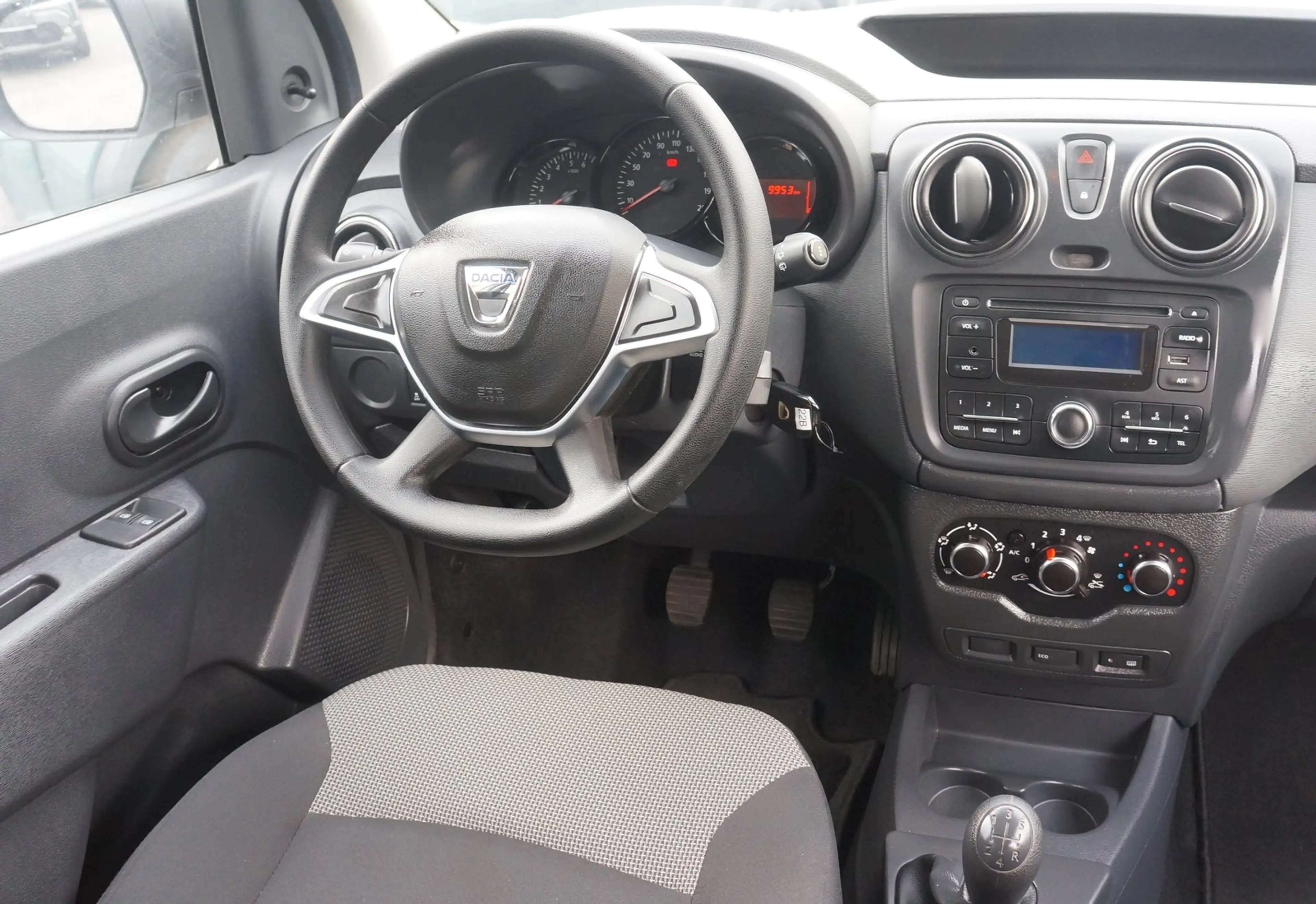Dacia Dokker 1.6 Comf.+KLIMA neue Inspektion*aus 1. Hand erst 9 — photo 3