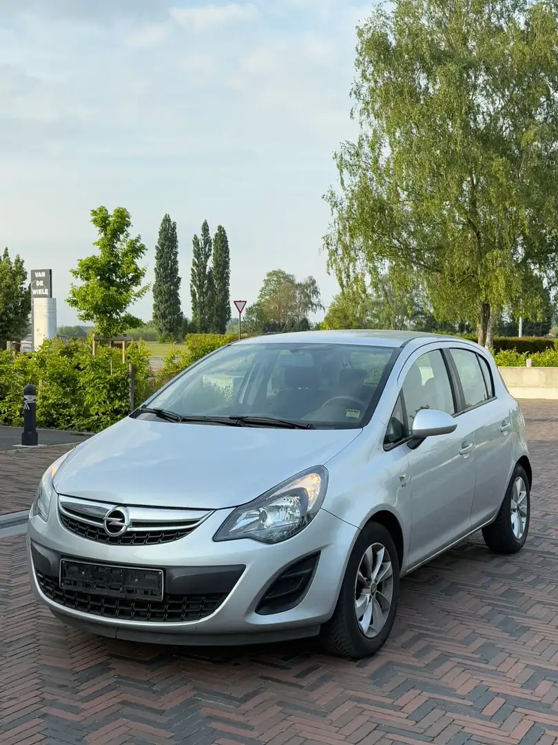 Opel Corsa 1.4  126xxx klm met keuring / prete a immatricule - 1