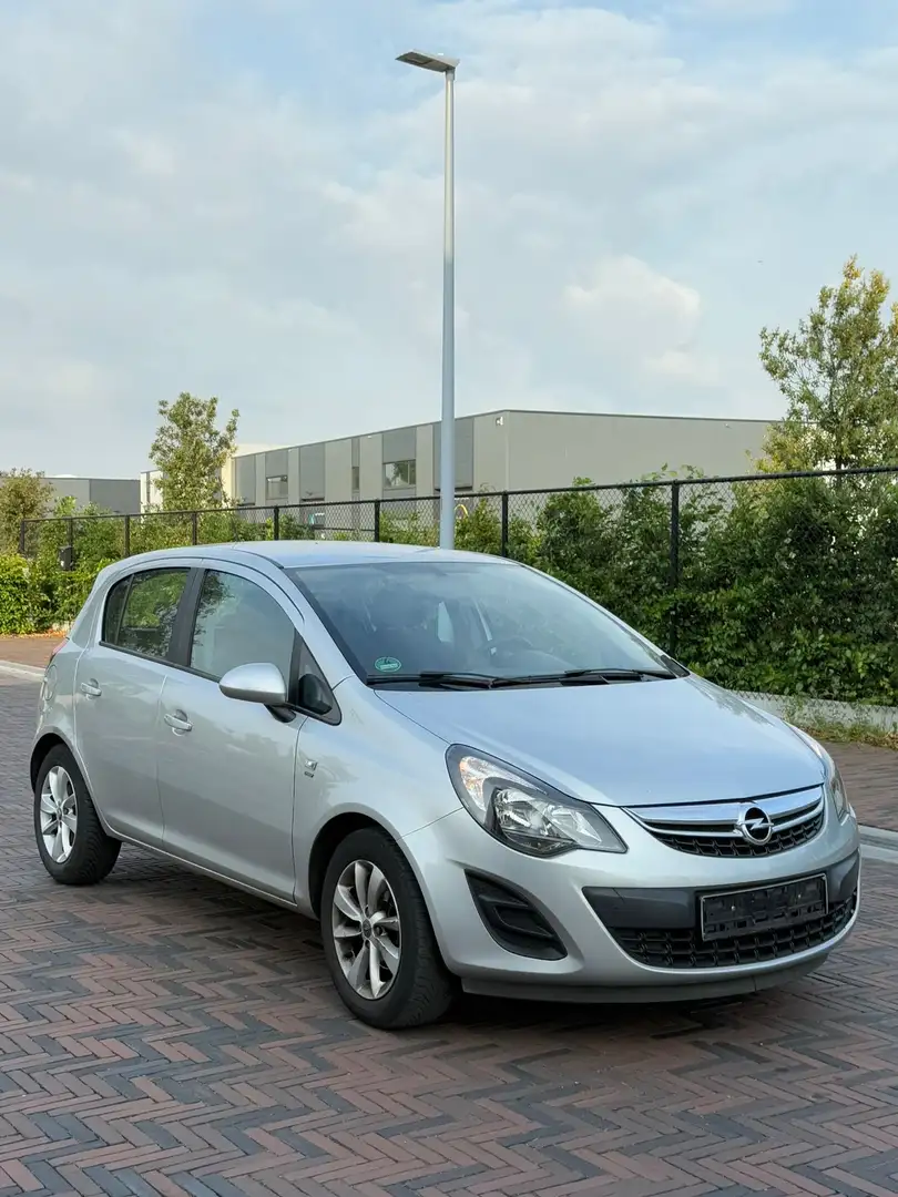 Opel Corsa 1.4  126xxx klm met keuring / prete a immatricule - 2