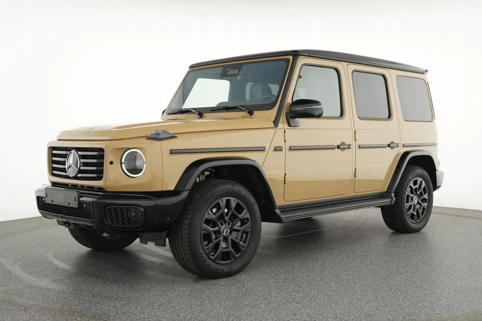 Mercedes-Benz G 450 Mercedes-Benz G d - 1