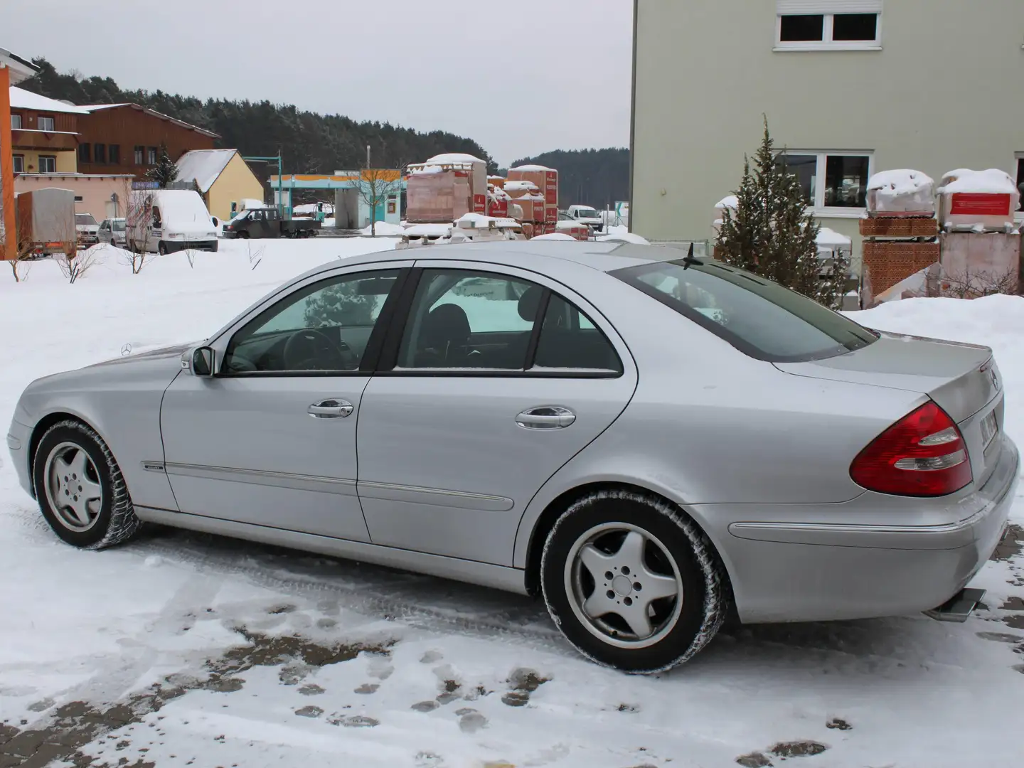 Mercedes-Benz E 270 E 270 CDI Elegance Silber - 1
