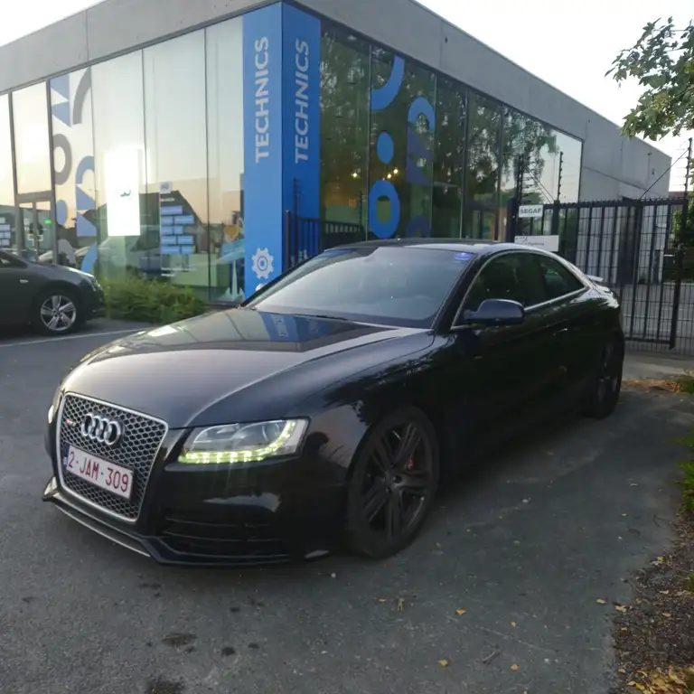 Audi RS5 2010 из Европы — купить под ключ