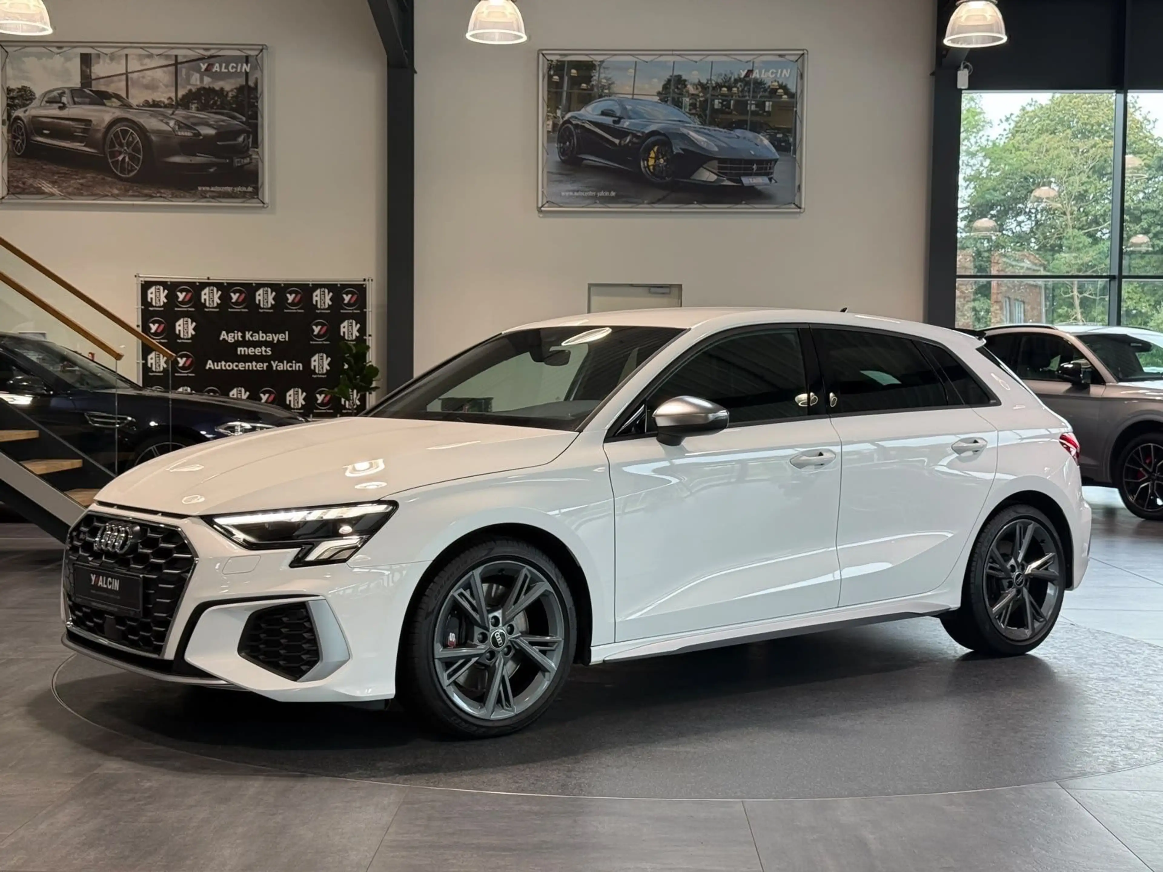 Audi S3 TFSI S tronic quattro Sportback 1.HA/S-HEFT