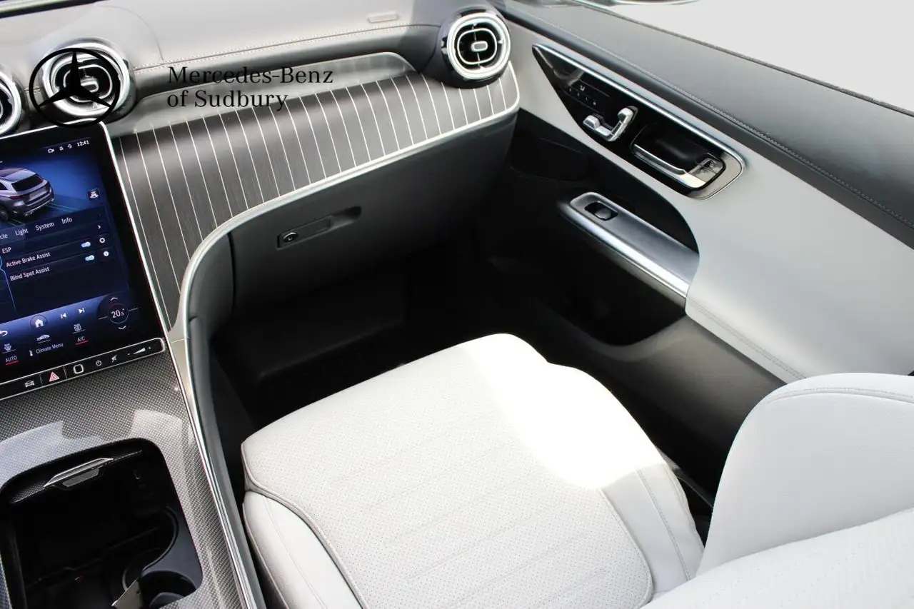 Mercedes-Benz GLC снимка Mercedes-Benz GLC
