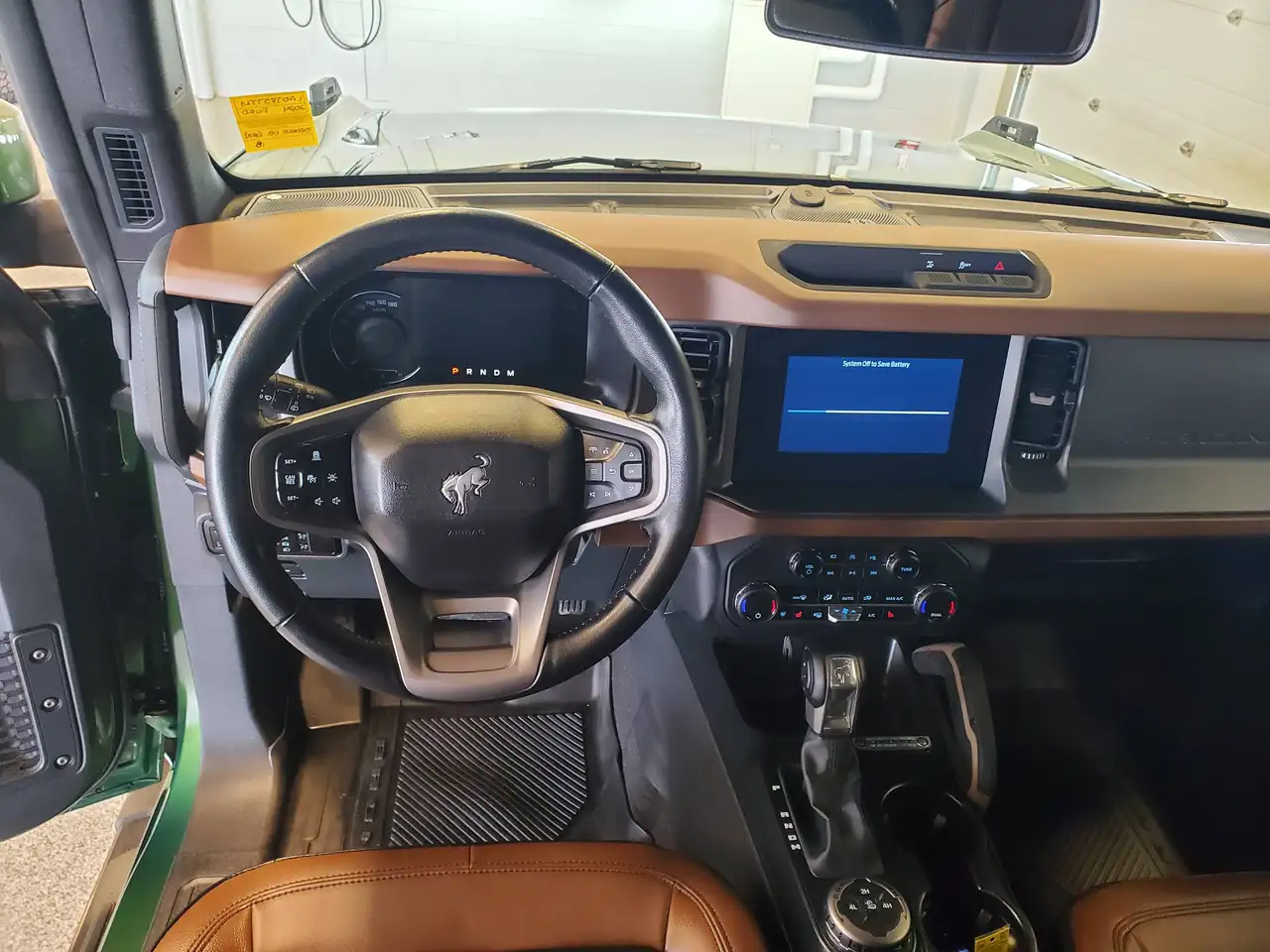 Ford Bronco снимка Ford Bronco