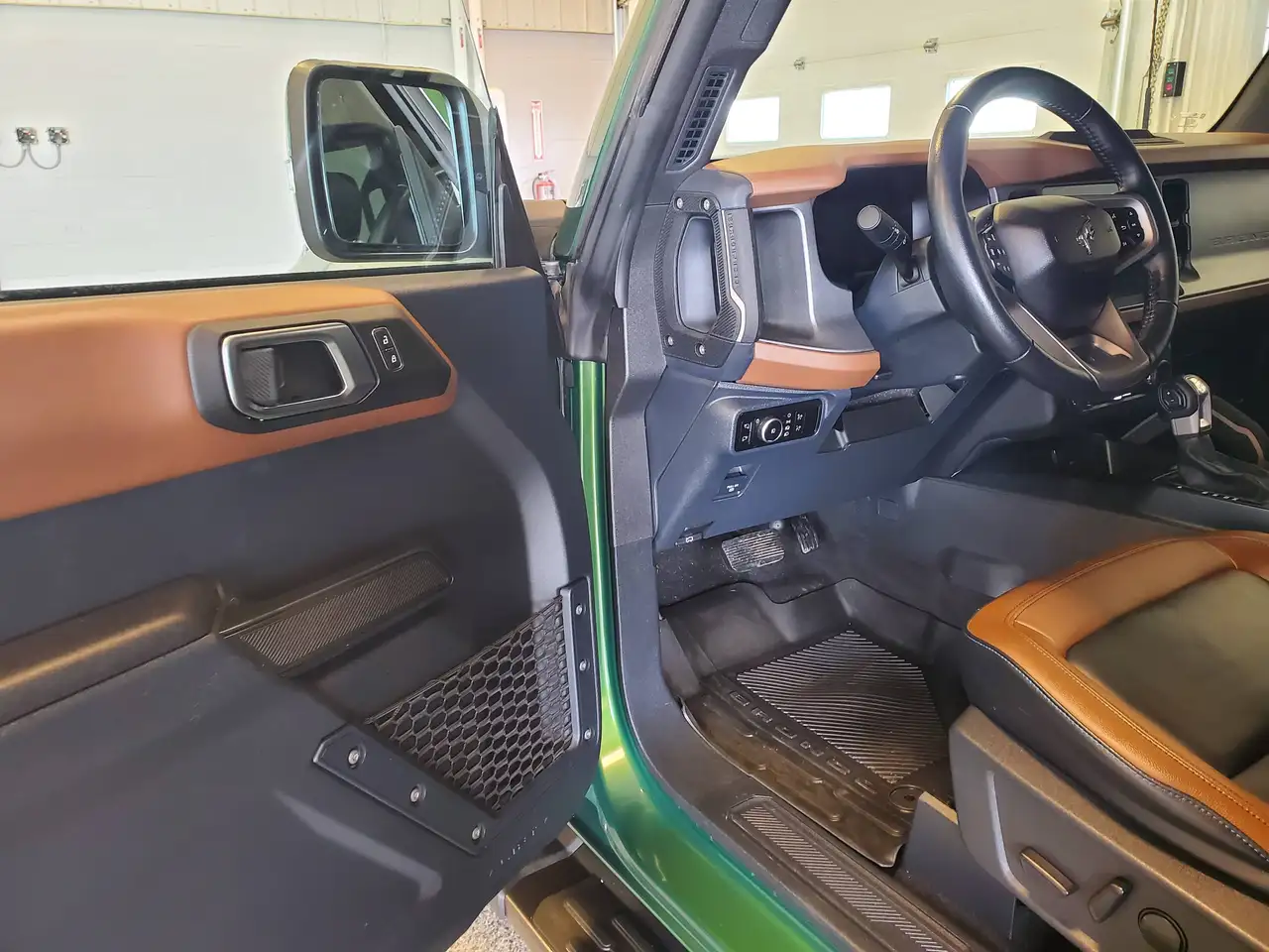 Ford Bronco снимка Ford Bronco