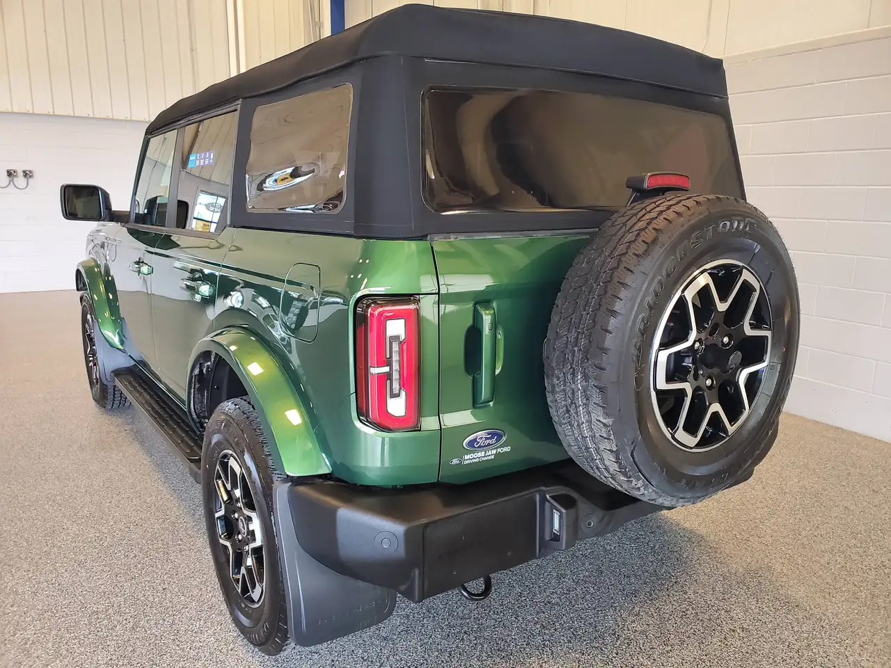 Ford Bronco снимка Ford Bronco