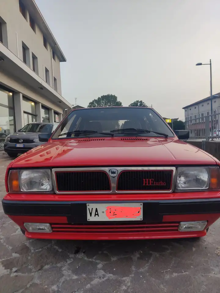 Lancia Delta 1.6 Turbo HF RST, foto 1