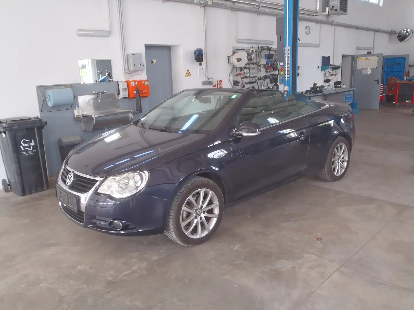Volkswagen Eos Eos 2,0 FSI Blau - 2