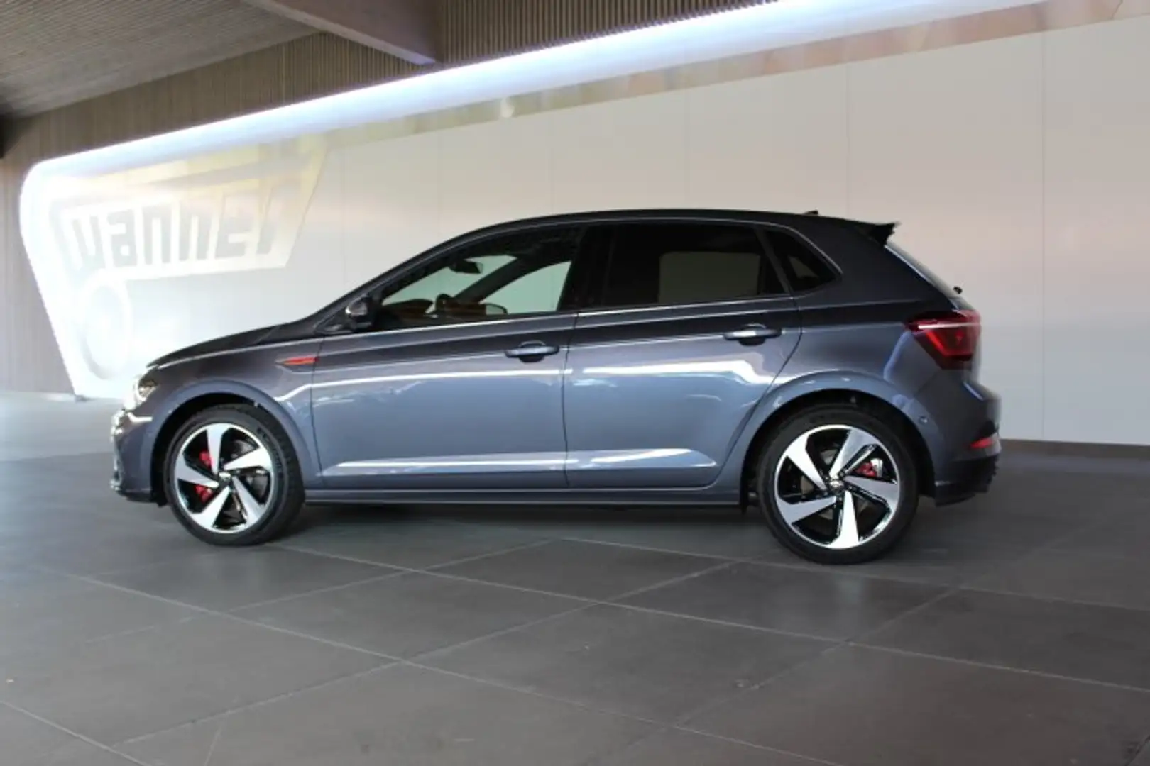 Volkswagen Polo GTI 2.0TSI DSG ACC IQ.DRIVE PARK&COMFORT RF-KAMERA Grau - 1